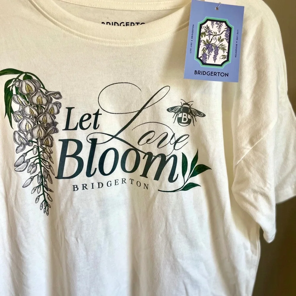 Bridgerton Let Love Bloom Graphic T-Shirt Cream Floral Botanical Netflix Small - Picture 2 of 7